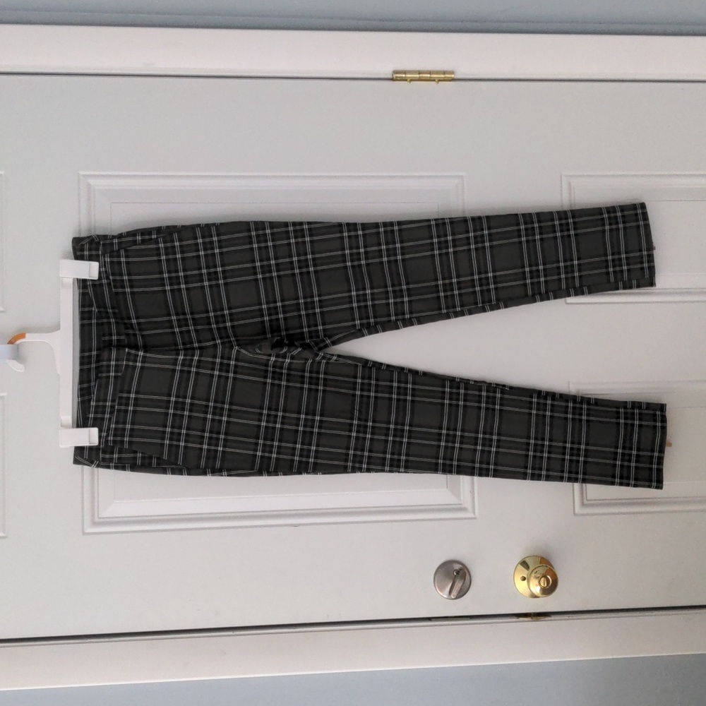 Mi Ami Green Plad Pants. Size small